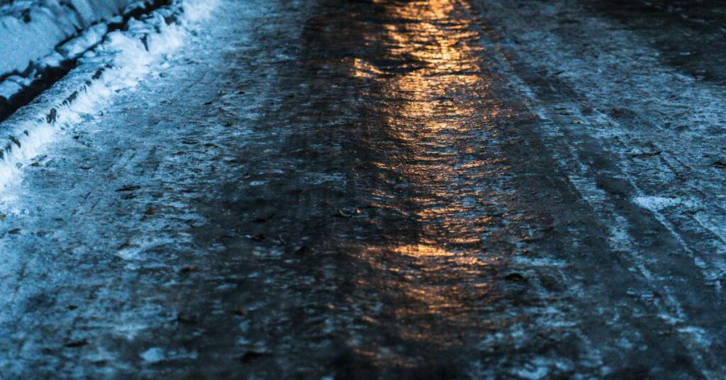 Crampons course hiver